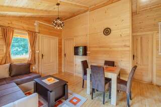 Лоджи Orahovo Cottages Вирпазар Шале с двумя спальнями-3