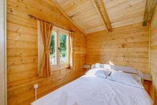 Лоджи Orahovo Cottages Вирпазар Шале с двумя спальнями-17