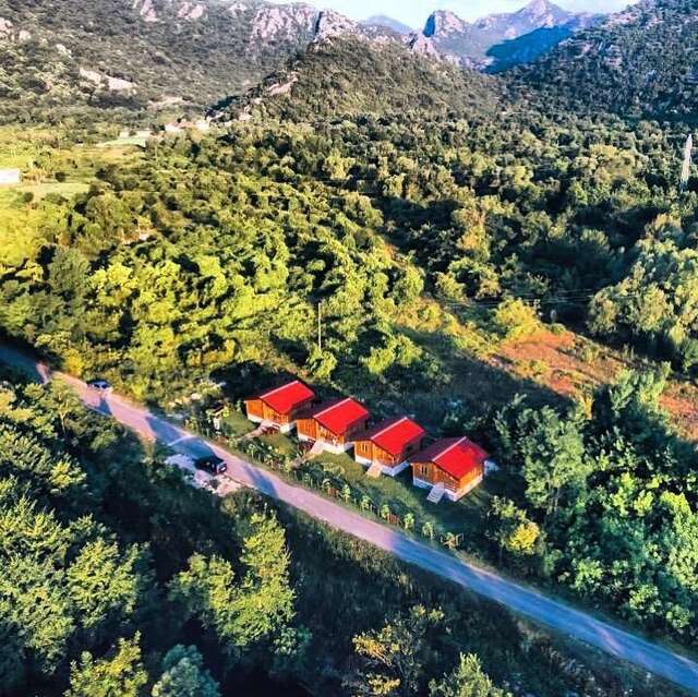 Лоджи Orahovo Cottages Вирпазар-8